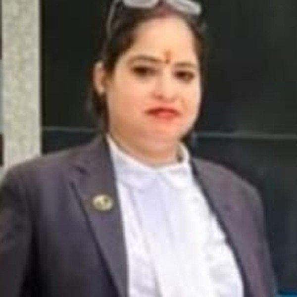 रेखा लखेरा वकील